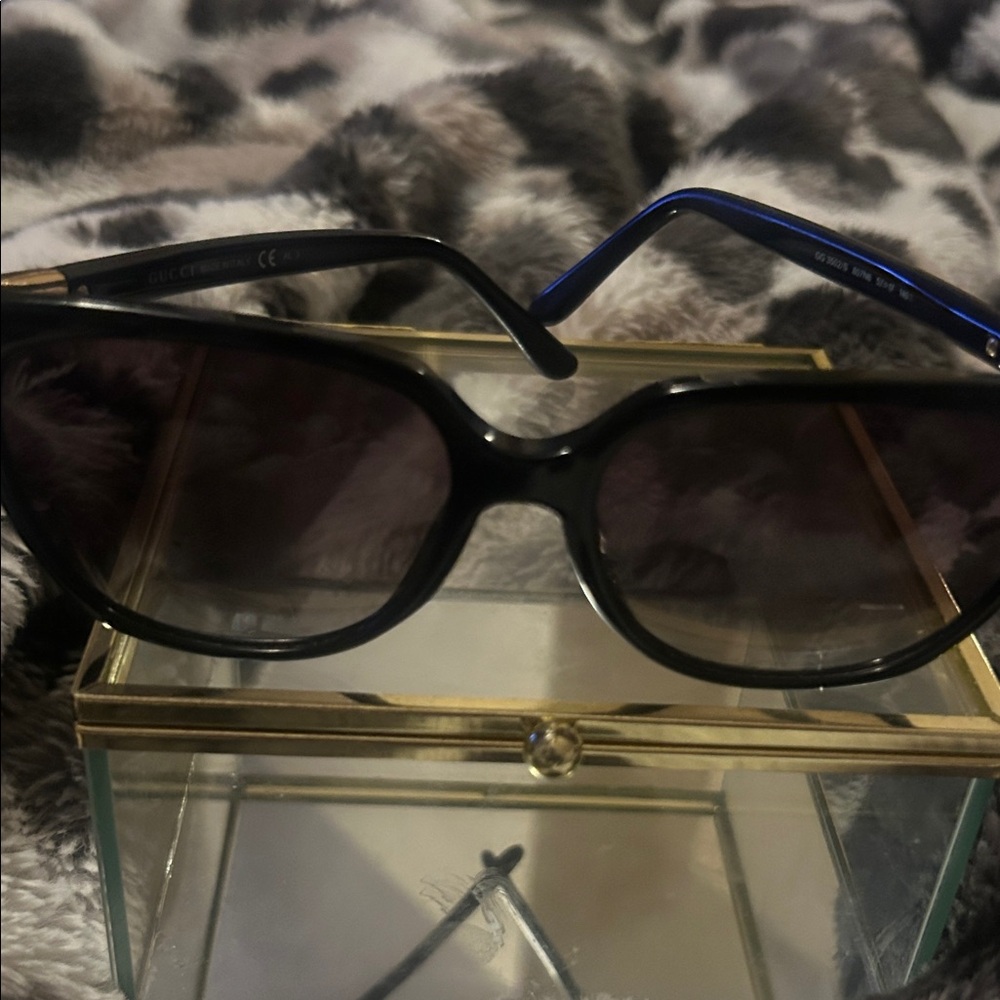 Authentic Brown Gucci sunglasses - image 5